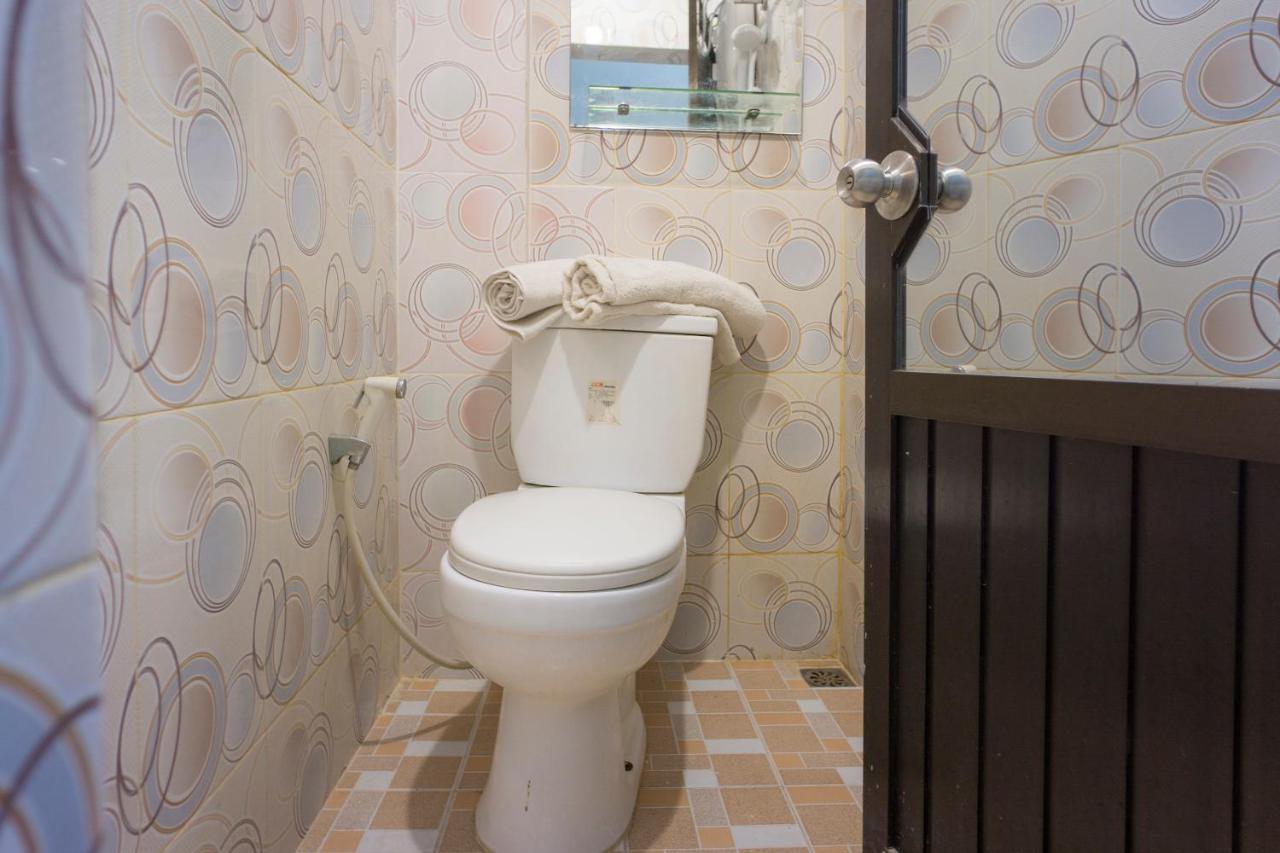Oyo 2598 Hotel Chocolate Langsa Экстерьер фото